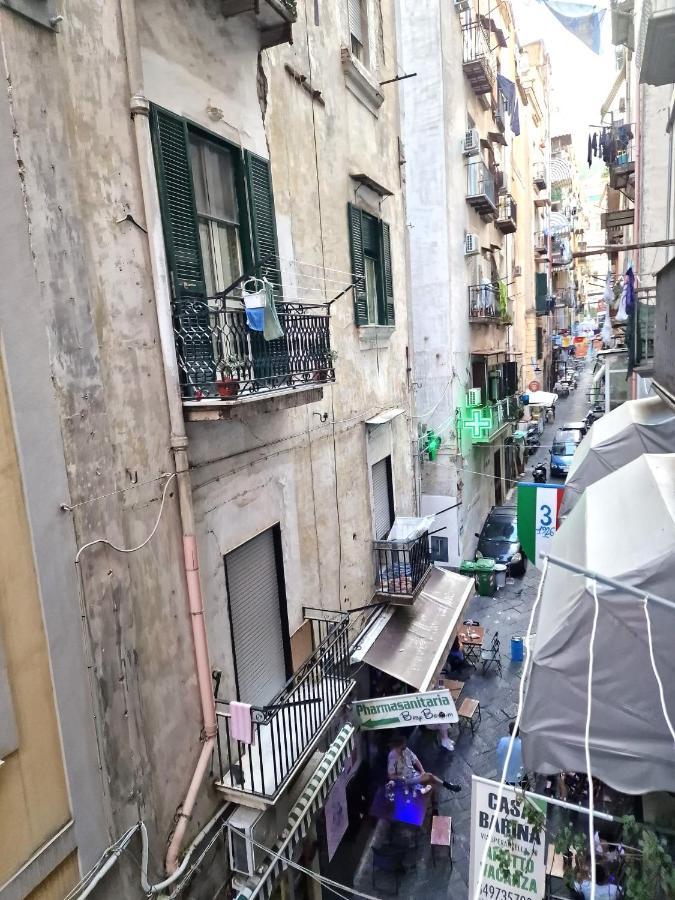 Incoming Quartieri Spagnoli Naples Exterior photo